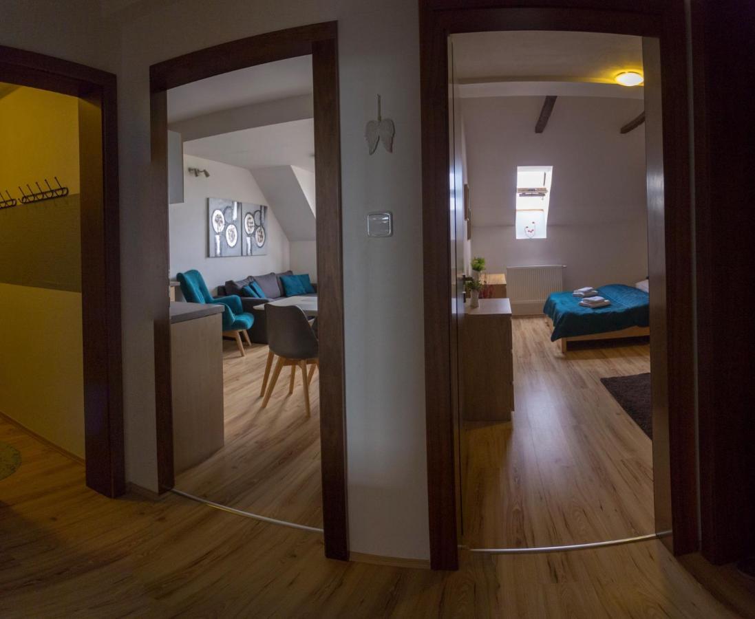 Apartman Angel Vel'ka Lomnica Buitenkant foto